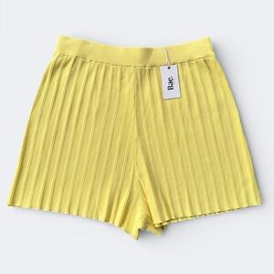 🎉5 for $45🎉 NWT Bae shorts size L